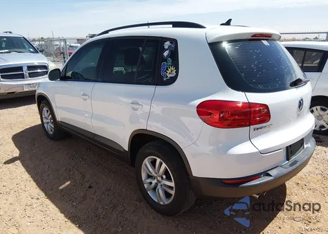 2017 Volkswagen Tiguan 2.0T/2.0T S z USA, uszkodzony, nr VIN WVGAV7AX4HK020113